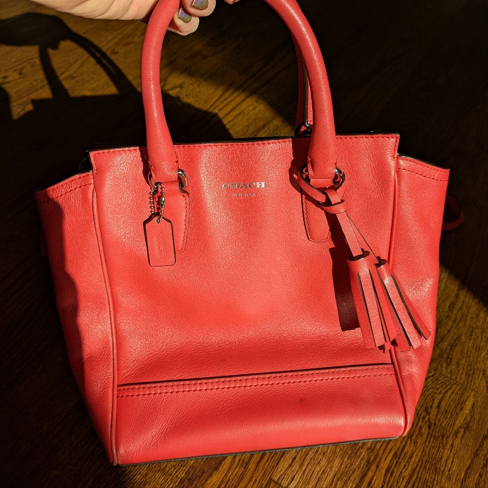 Coach Mini Tanner Crossbody Purse
